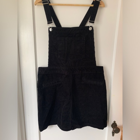 H&M black corduroy miniskirt overalls US14 - Picture 2 of 5